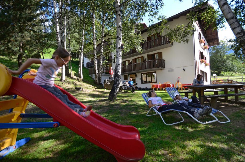 Albergo Sporting Peio Fonti Ngoại thất bức ảnh
